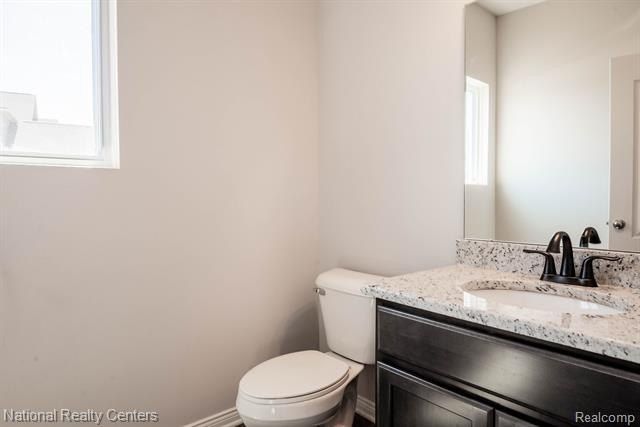 53182 Woodland Meadows. New Baltimore, MI 48047