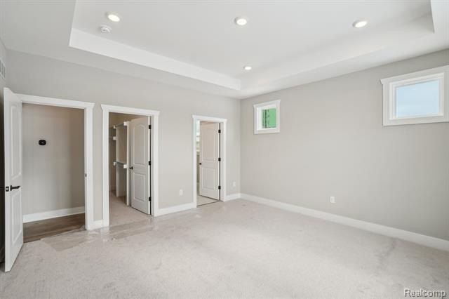 677 Round Rock Dr. Howell, MI 48843