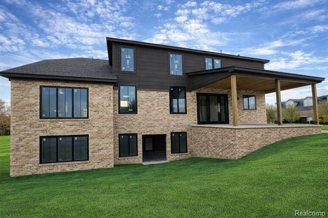 61367 Beacon Hill Drive. Washington Twp, MI 48094
