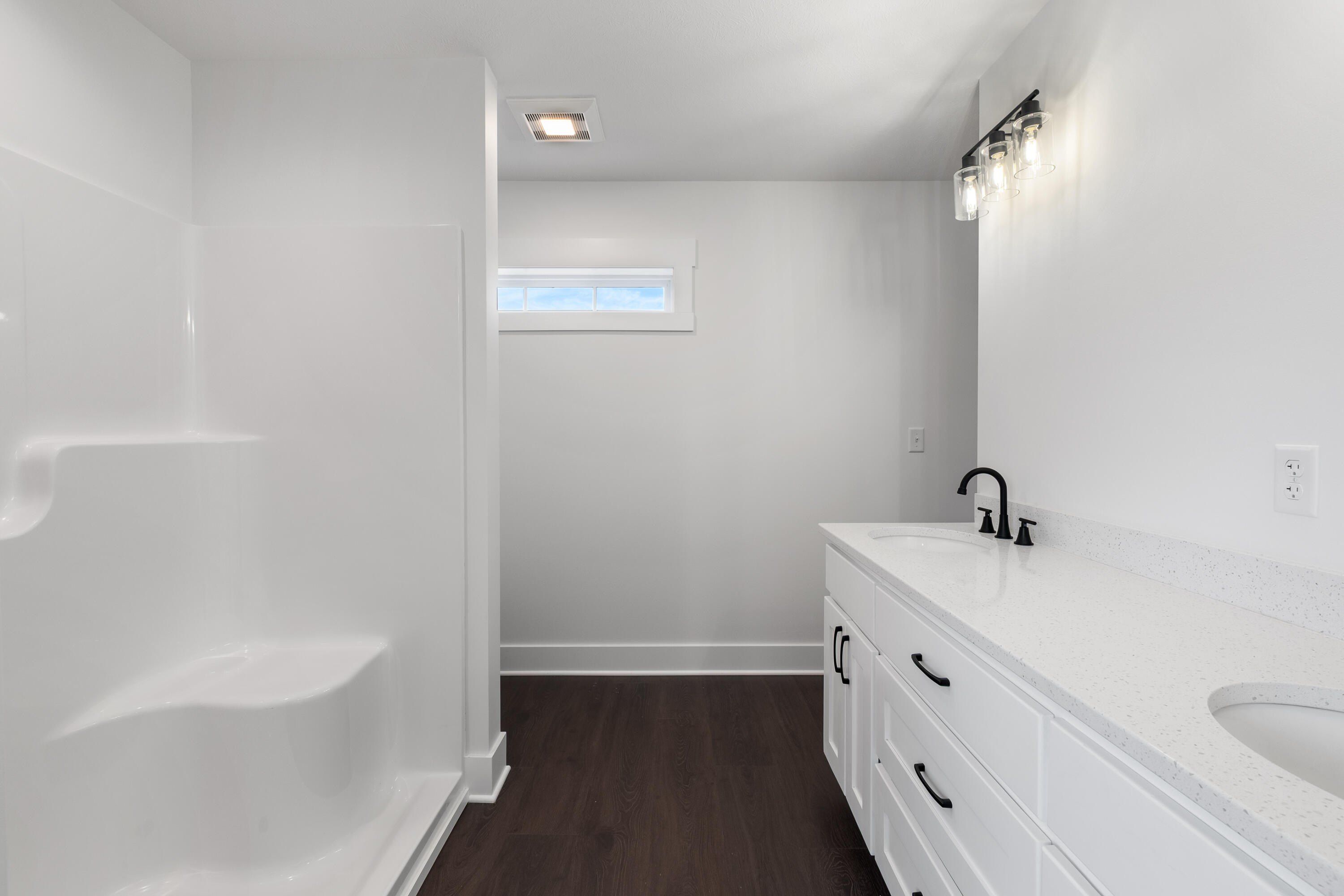 12112 Olivia Drive. Middleville, MI 49333