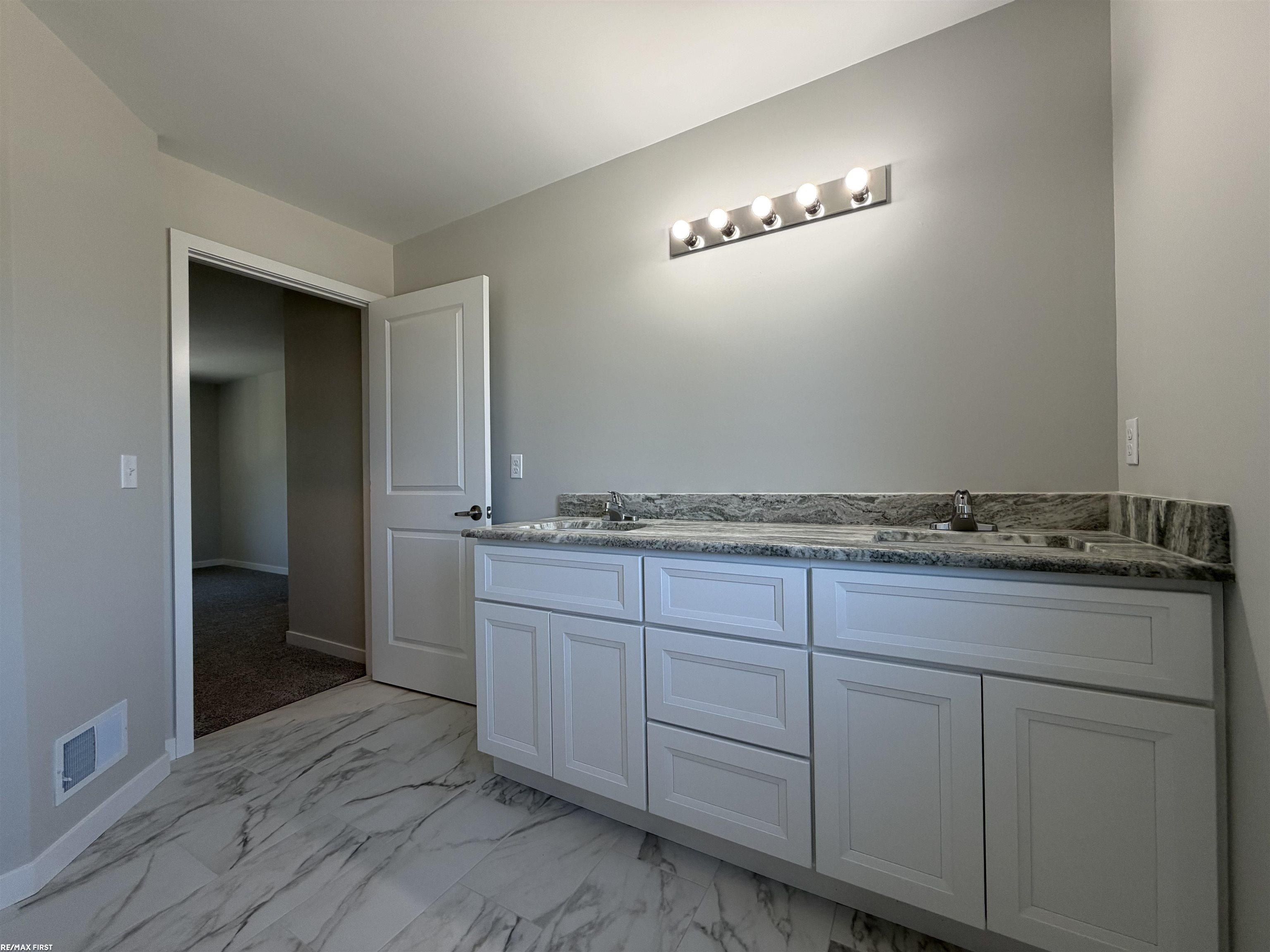 30343 Weathervane Woods Drive. New Haven, MI 48048