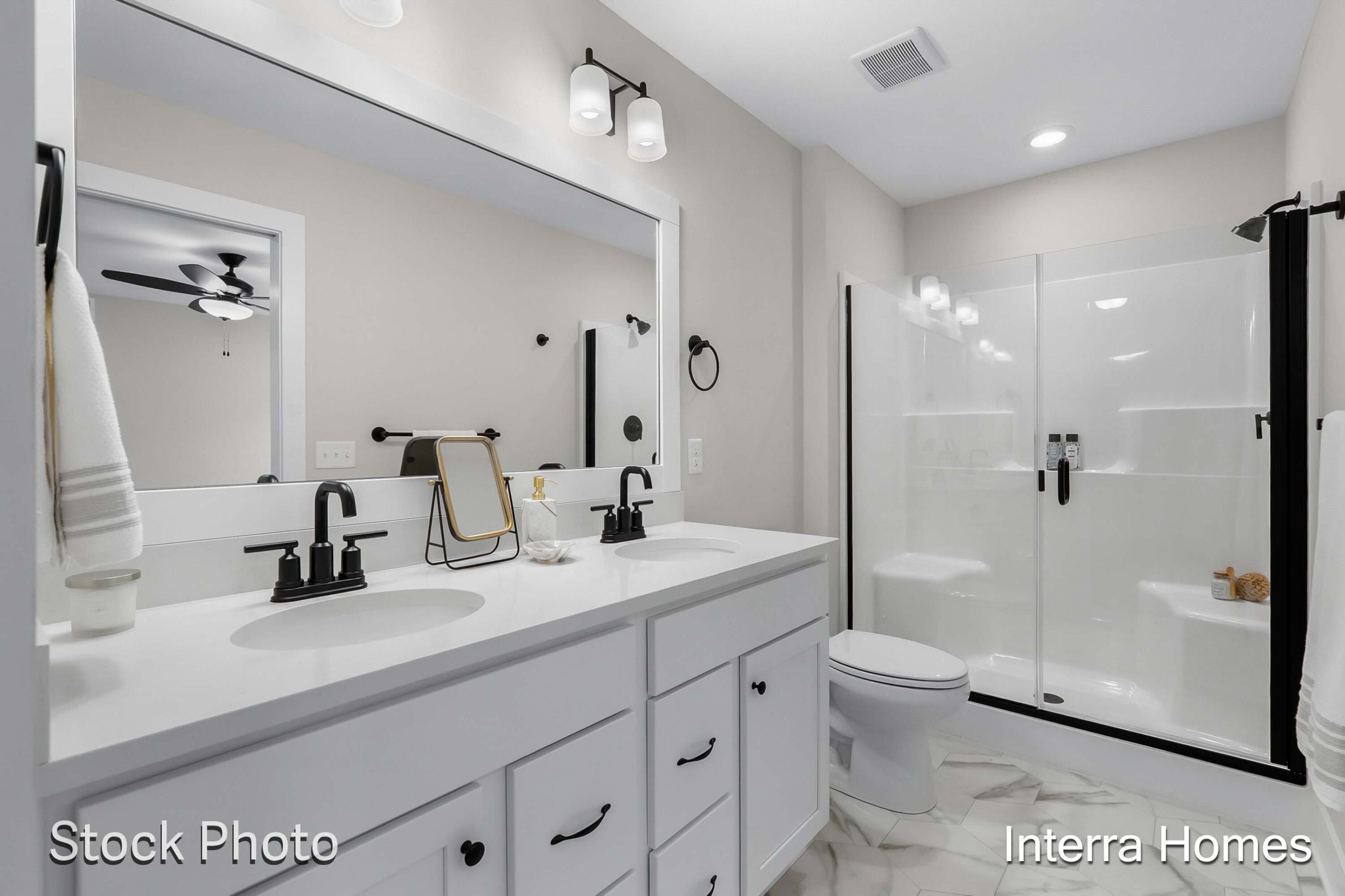 1597 N Village Circle. Kalamazoo, MI 49009