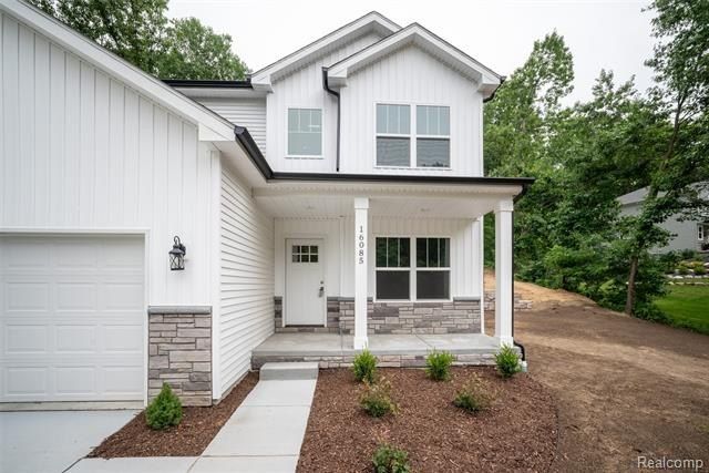 16085 Catalpa Ridge Drive. Holly, MI 48442