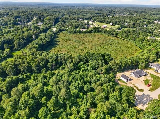 5000 Metamora Ridge. Metamora, MI 48455
