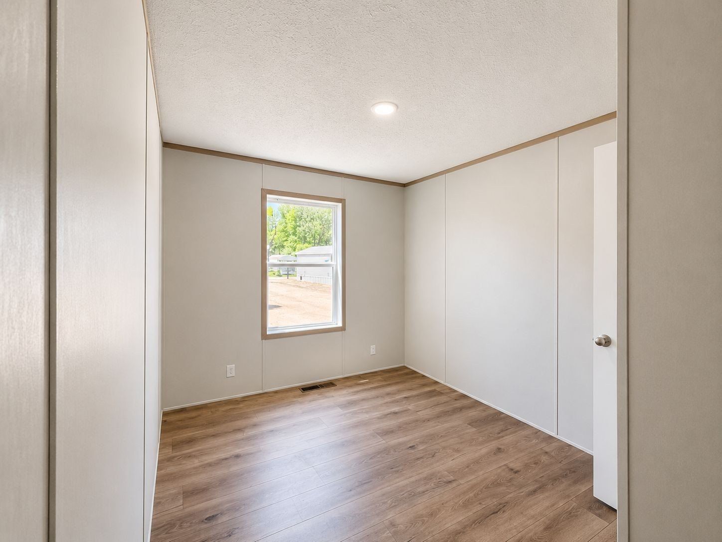 1403 Red Maple Lane. Kalamazoo, MI 49004