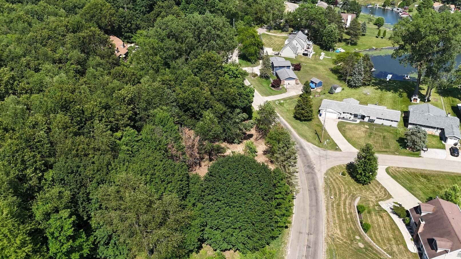 11752 Baker Road. Jerome, MI 49249