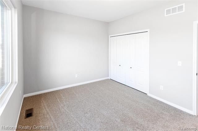 8311 Meadow Creek Drive. Goodrich, MI 48438