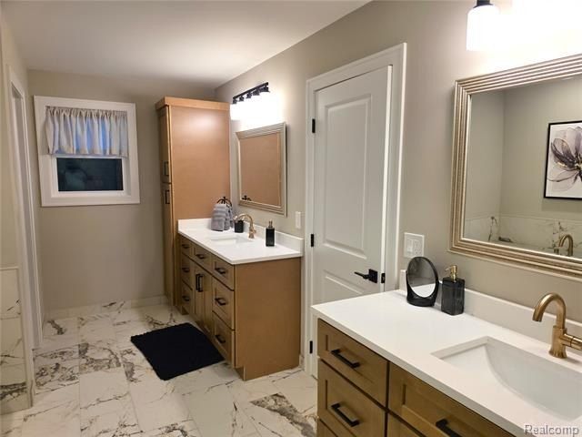 7398 Brys. Shelby Twp, MI 48316