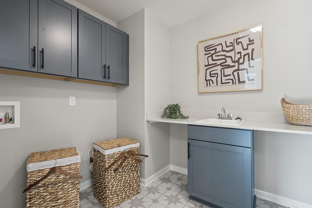 1192 Stags Leap Lane. Ann Arbor, MI 48103