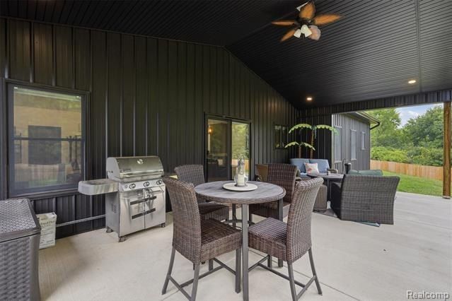 2855 Dearing Road. Spring Arbor, MI 49283