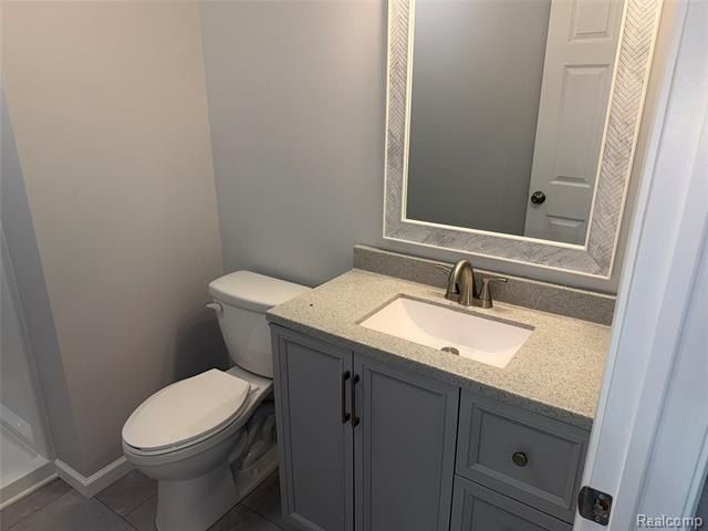 819 Chelsea Ridge Court. Howell, MI 48843
