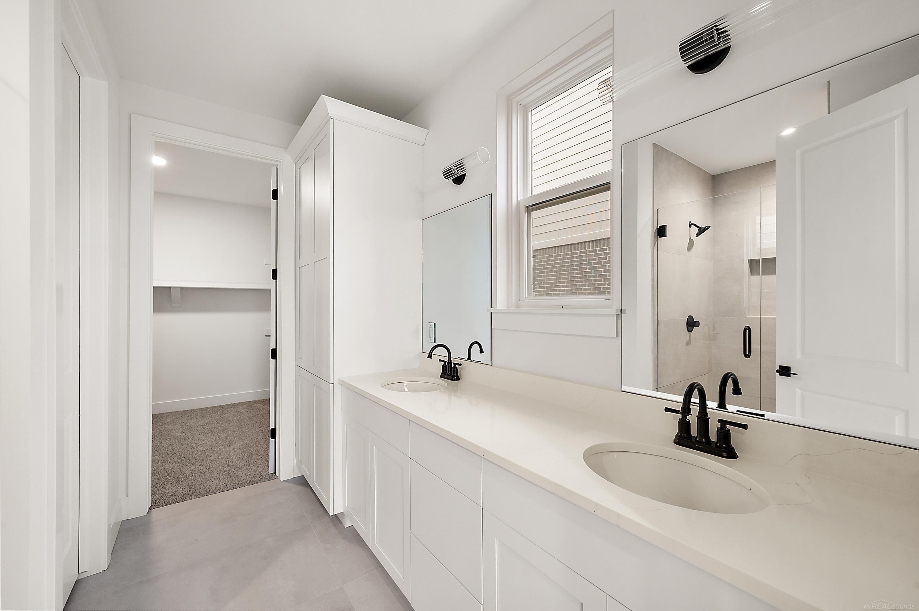 5944 Willow Grove Drive. Troy, MI 48085