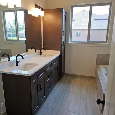 50539 Mistwood Drive. Macomb, MI 48042