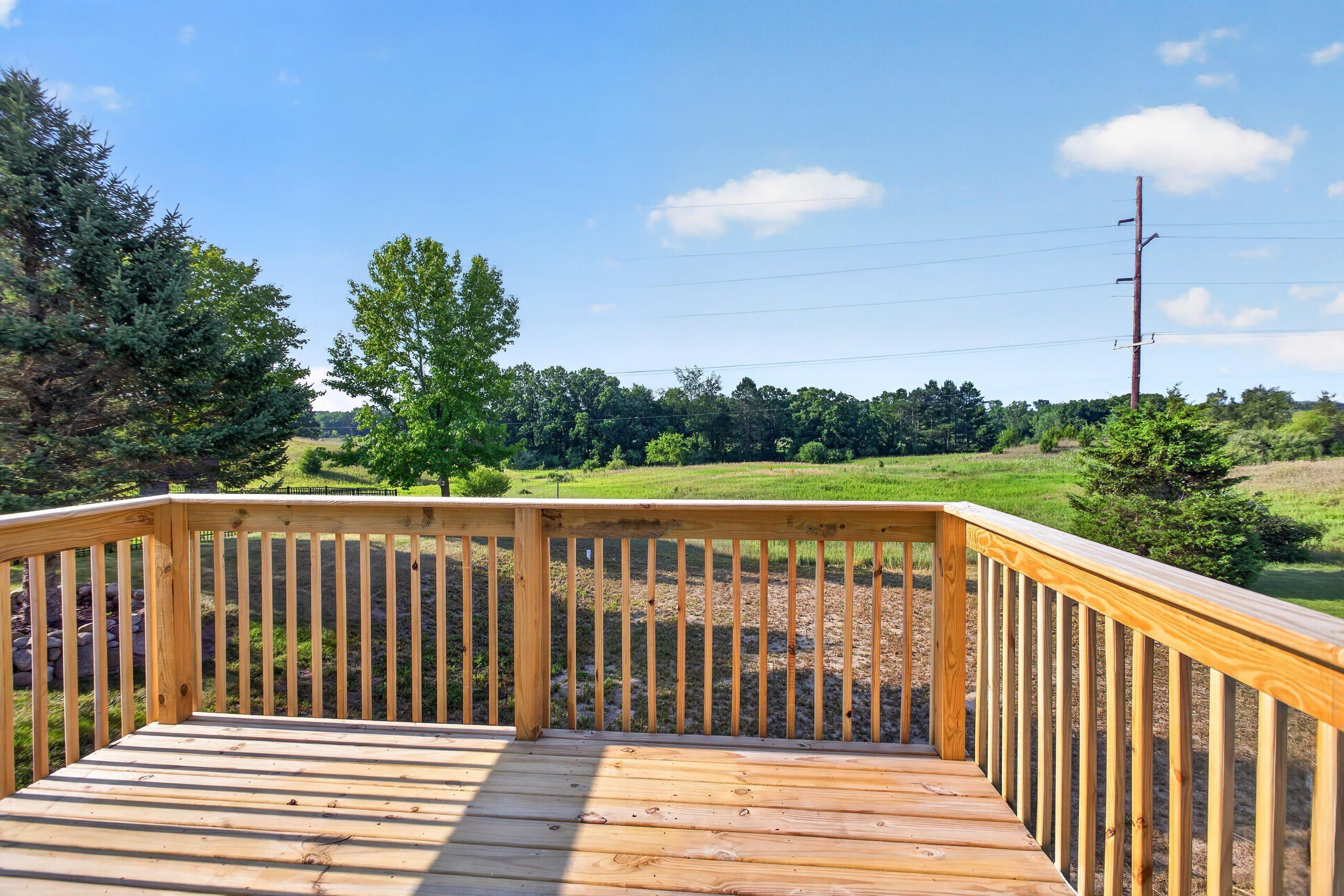 14869 Hilltop Drive. Cement City, MI 49233