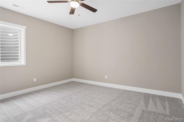 2315 Gilder Drive. Howell, MI 48843