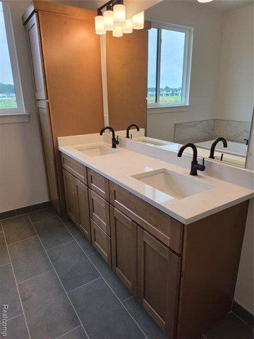 54921 Palomino Dr. Shelby Twp, MI 48316