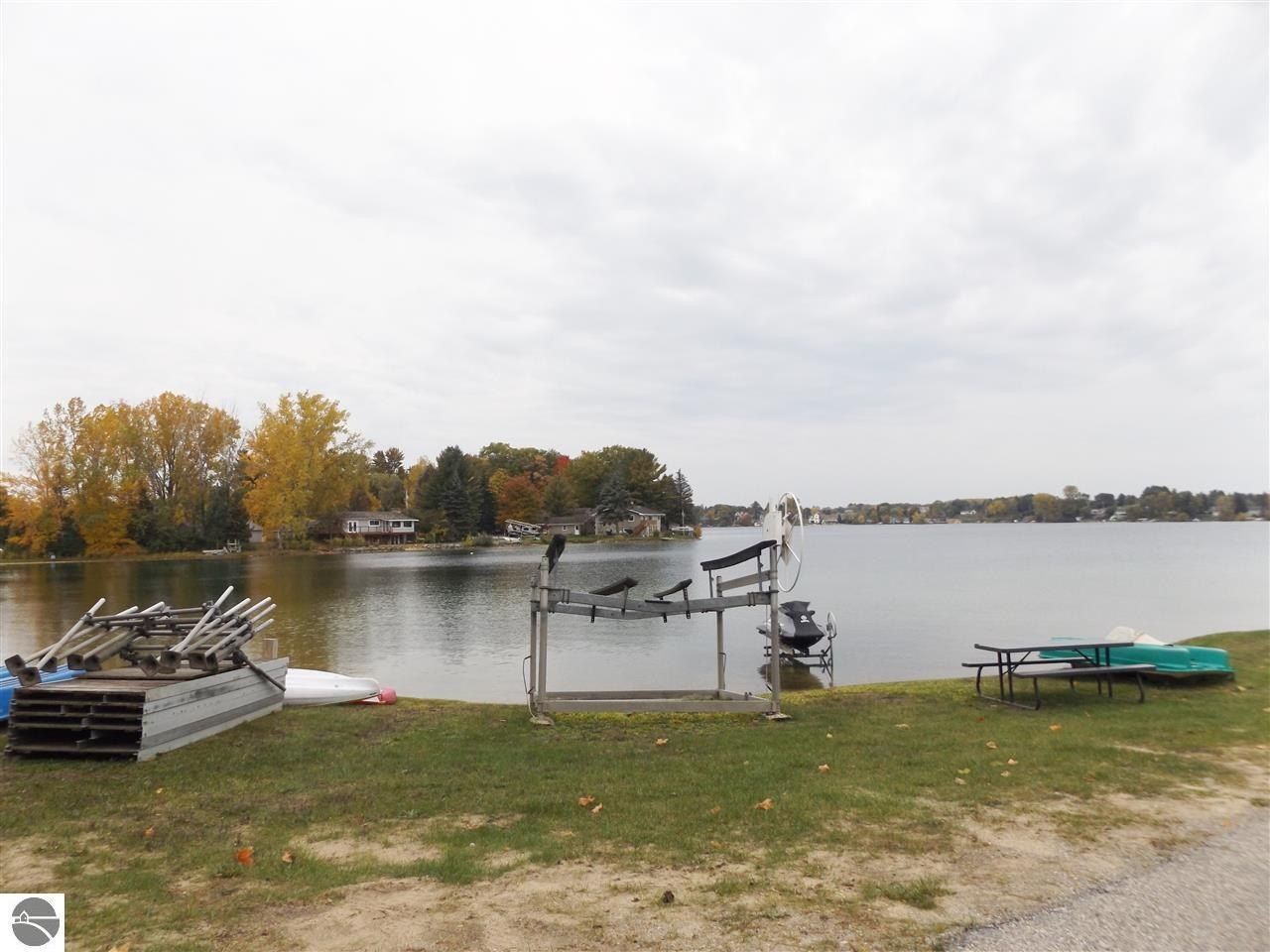 5077 S Silver Lake View. Traverse City, MI 49684