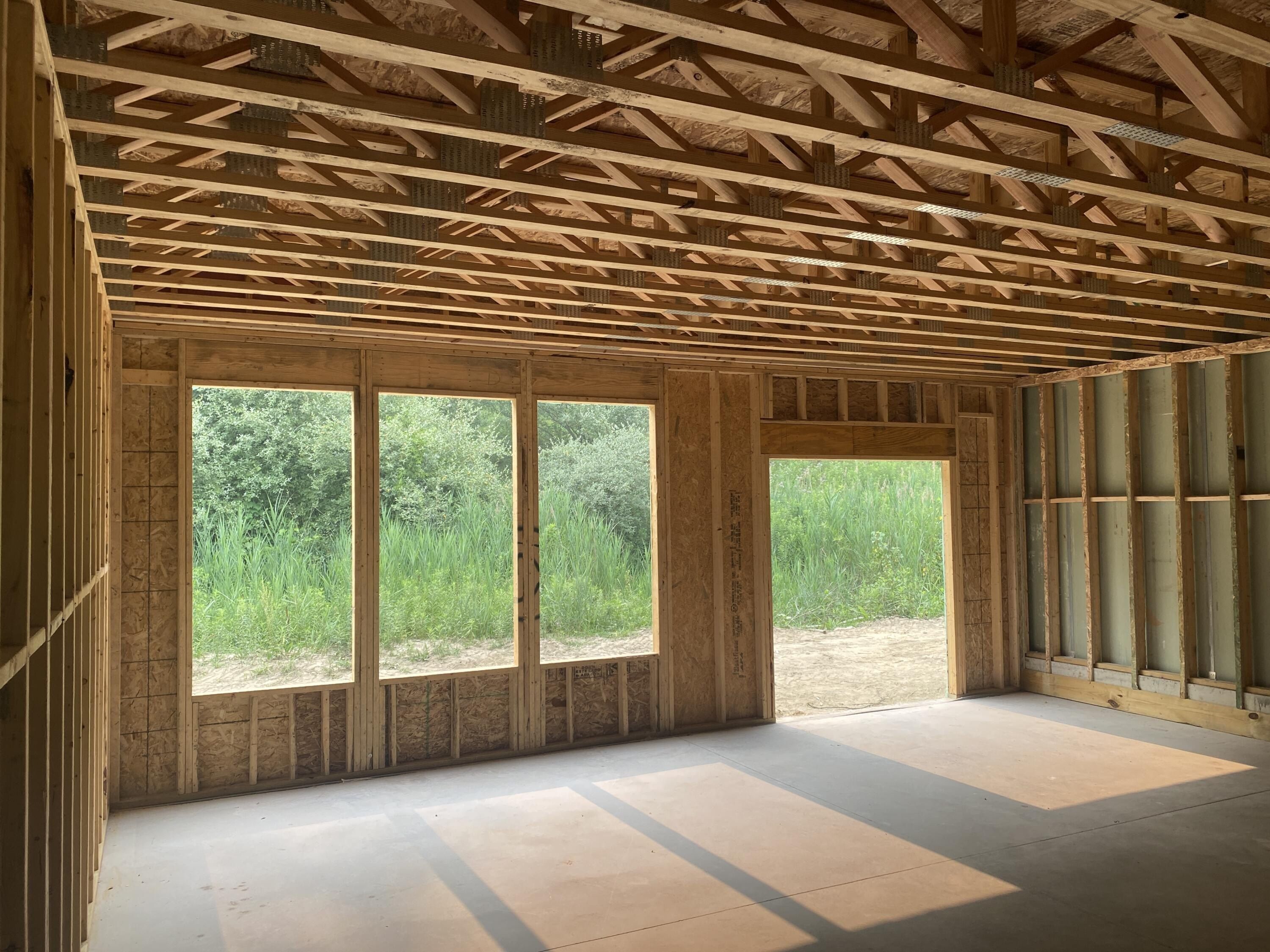 4890 Hidden River Avenue Sw. Wyoming, MI 49418