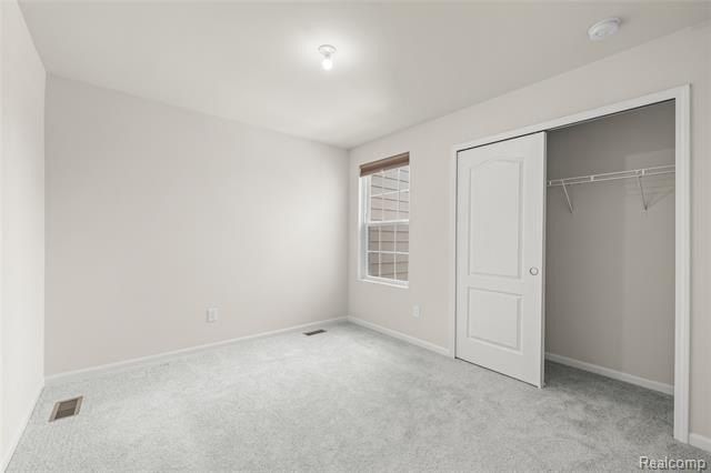208 Addison Circle. Commerce Twp, MI 48390