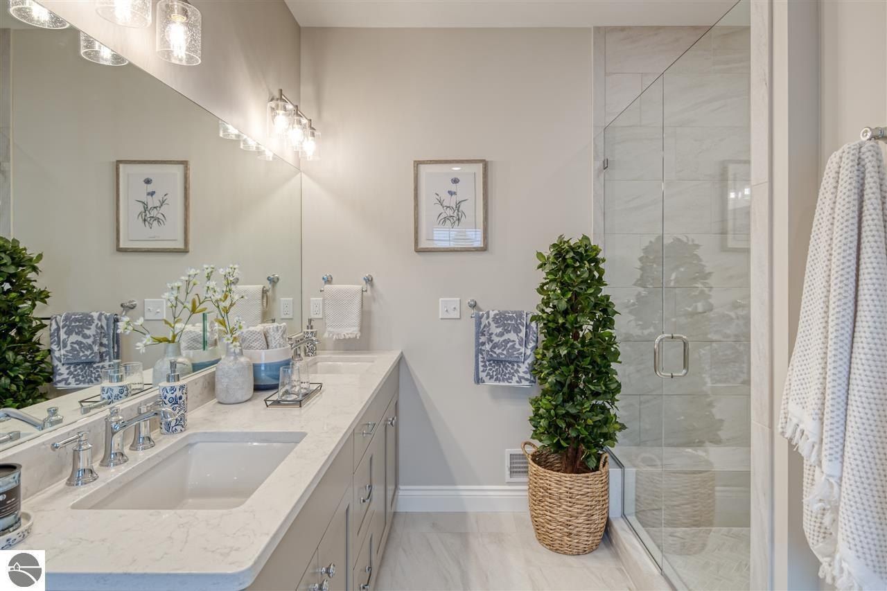 106 Vineyard Ridge Drive. Traverse City, MI 49686
