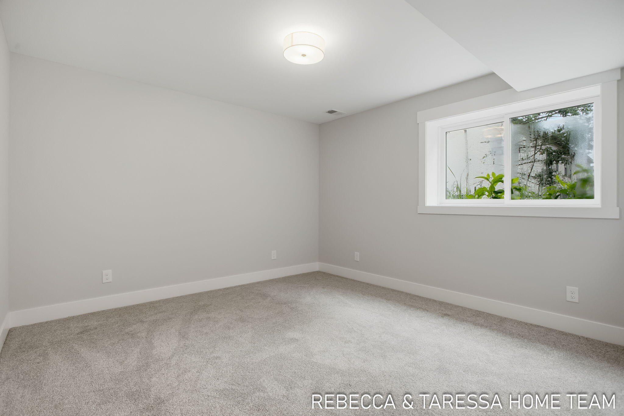 6007 Savannah Way. Muskegon, MI 49442