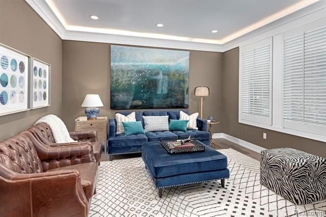 30809 E Franklin Hills Court E. Farmington Hills, MI 48334