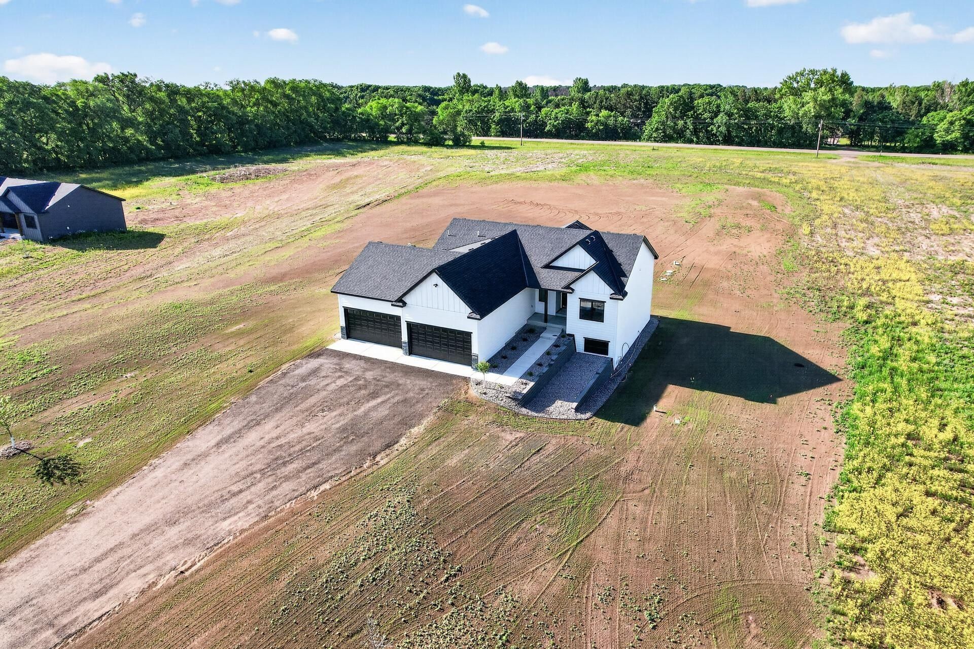 13437 295Th Avenue Nw. Princeton, MN 55371