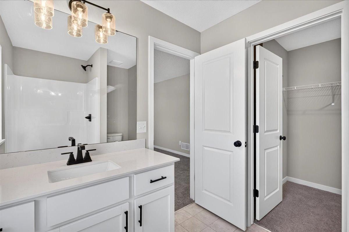 25868 Emerson Court. Wyoming, MN 55092