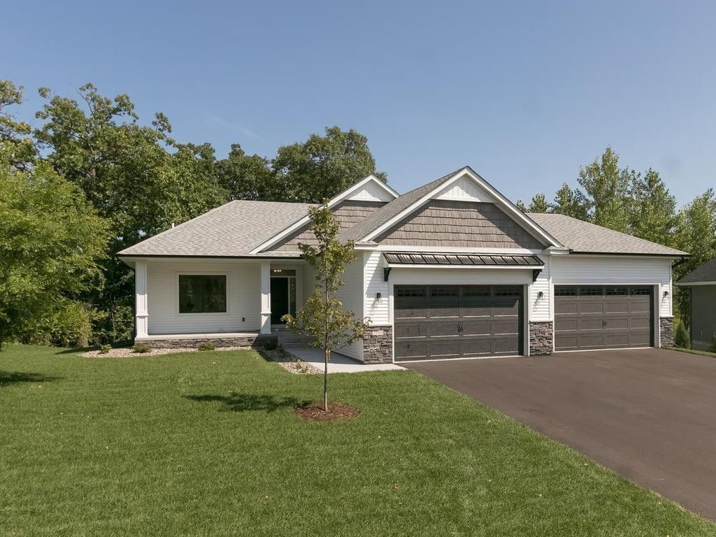 20635 Tamarack Street Nw. Oak Grove, MN 55011