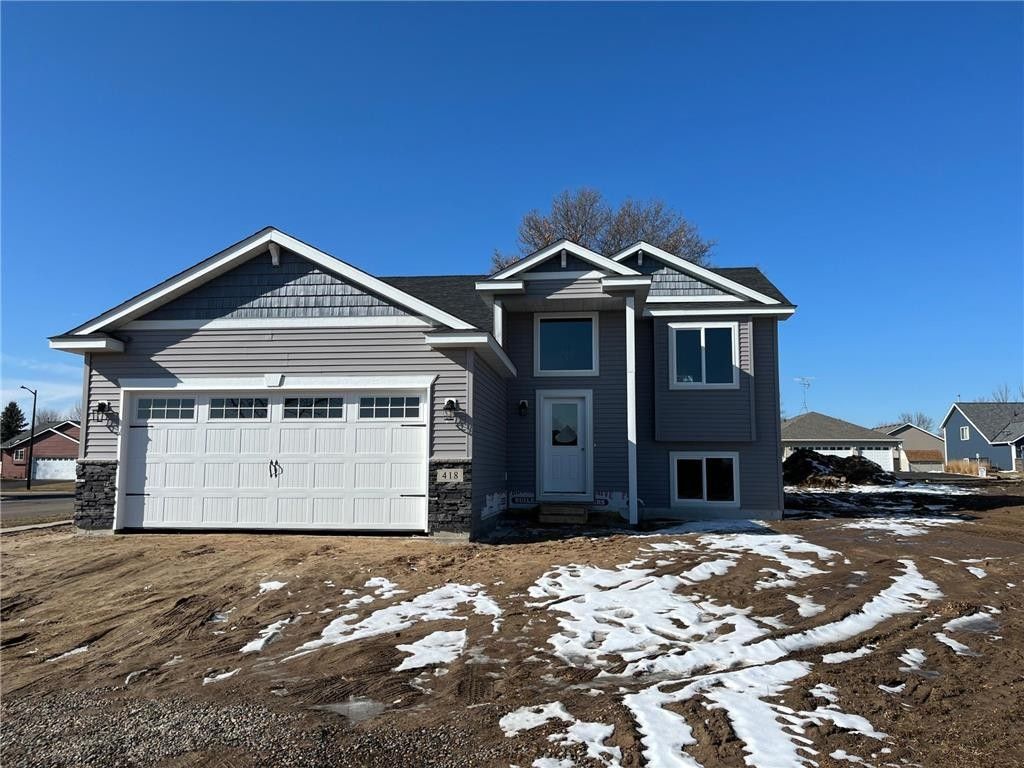 118 Collina Circle. Avon, MN 56310