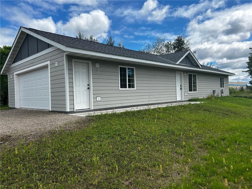 14142 Forest Drive. Baxter, MN 56425