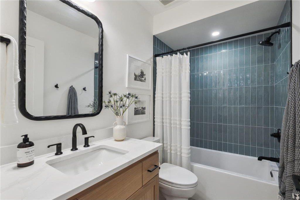 4200 Upton Avenue S. Minneapolis, MN 55410