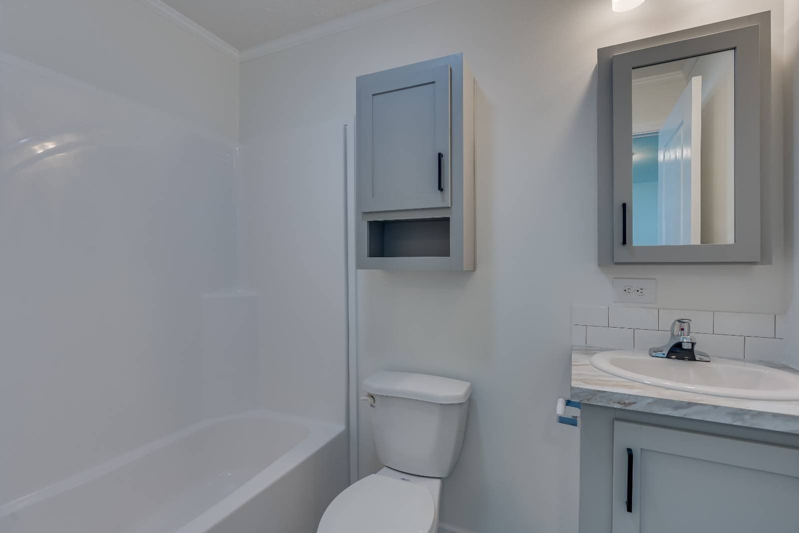 115 Kingsway Drive. North Mankato, MN 56003