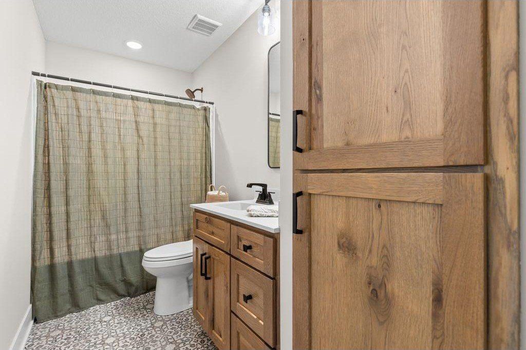 1130 Griffin Avenue. Mahtomedi, MN 55115