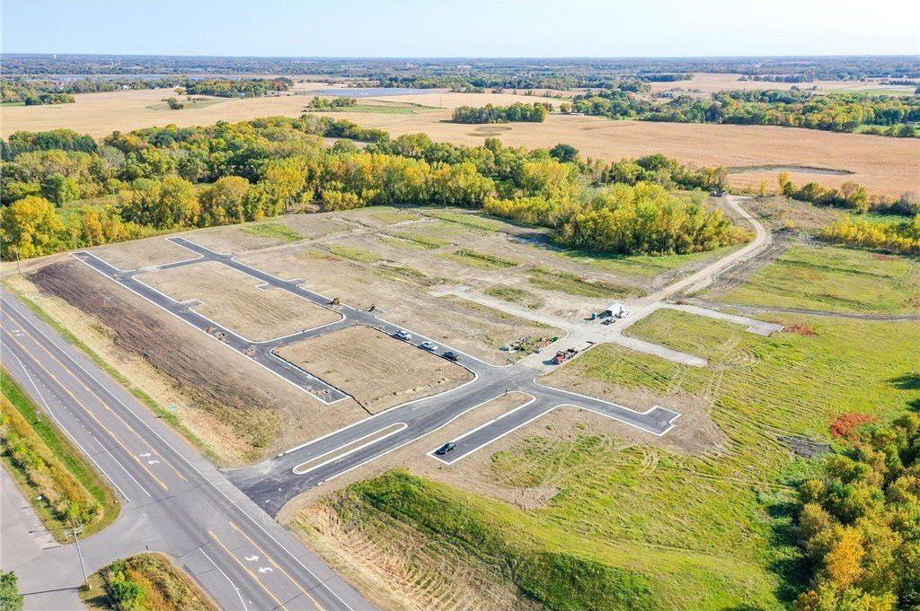 2113 Birch Lane. Montrose, MN 55363