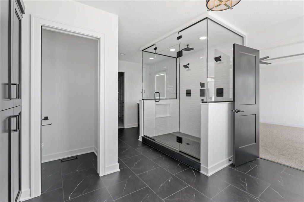 20411 Levi Lane. Prior Lake, MN 55372