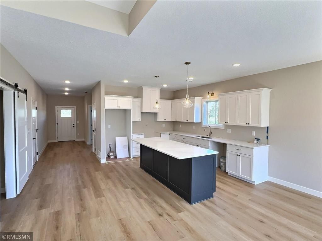 7541 Lake John Drive. Annandale, MN 55302