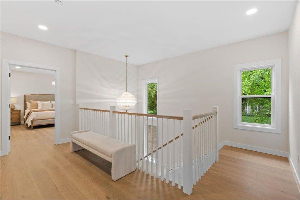 4404 Wilson Street. Minnetonka, MN 55345