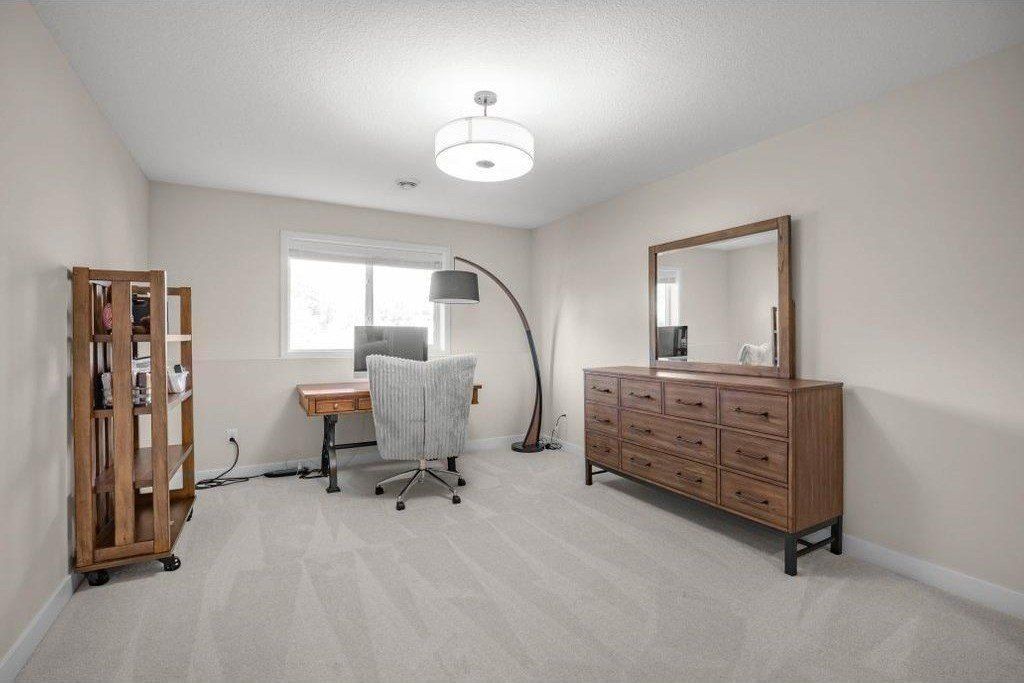 7814 Bridgewater Court. Greenfield, MN 55373