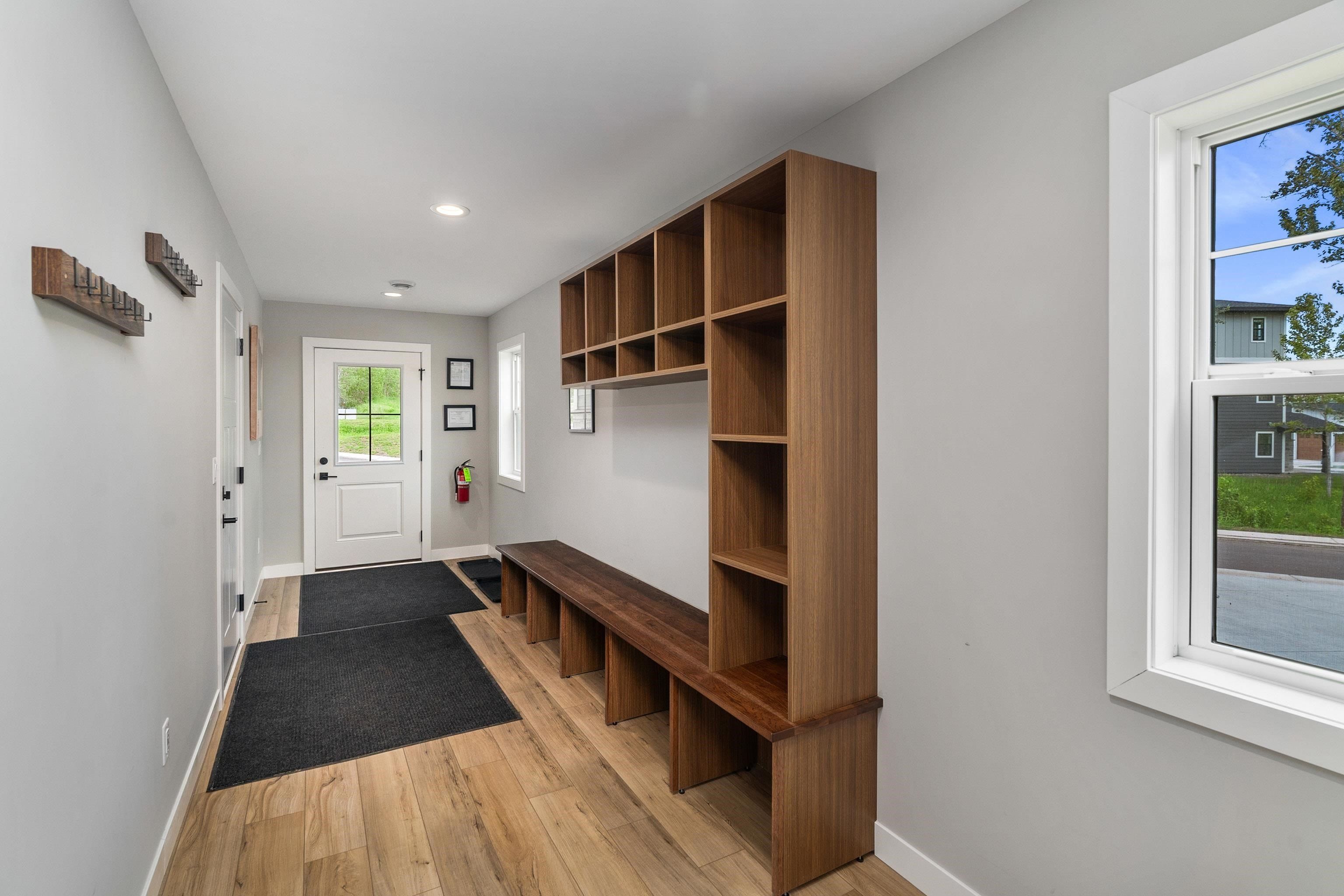 121 Kayak View Ct. Duluth, MN 55807