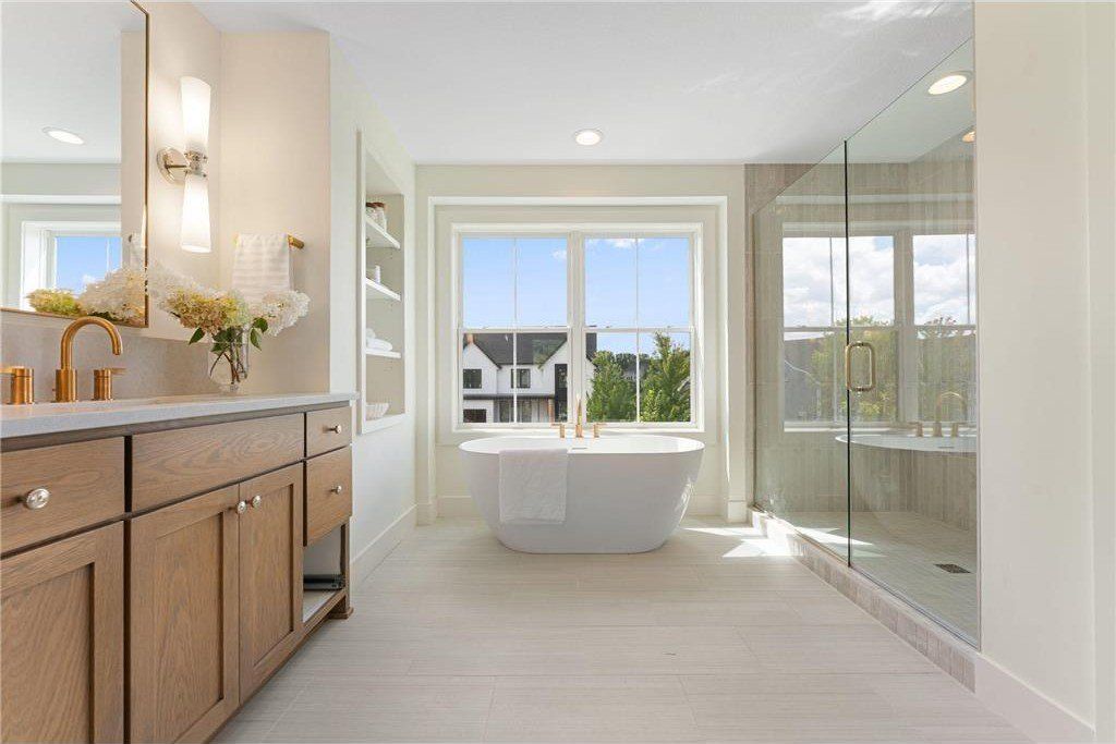 734 Ensconced Way. Chaska, MN 55318