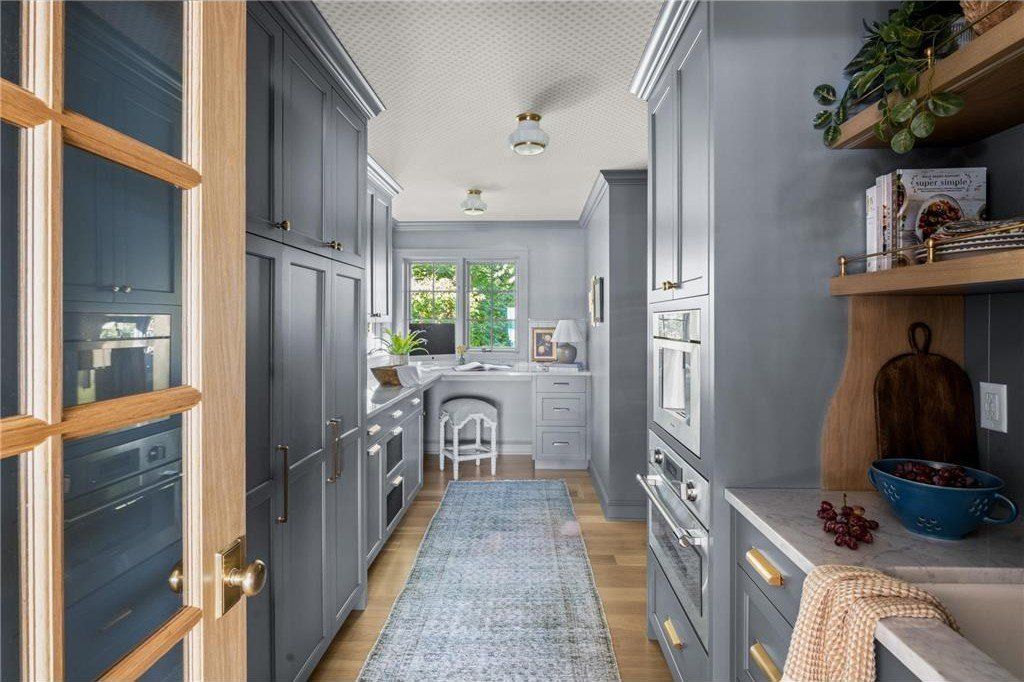 18710 Jarosite Court. Lakeville, MN 55044