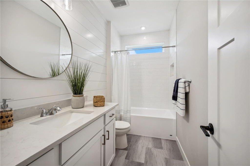 10190 Heather Lane. Corcoran, MN 55374