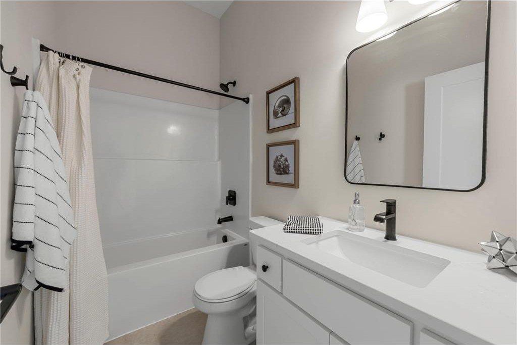 19791 Henning Avenue. Lakeville, MN 55044