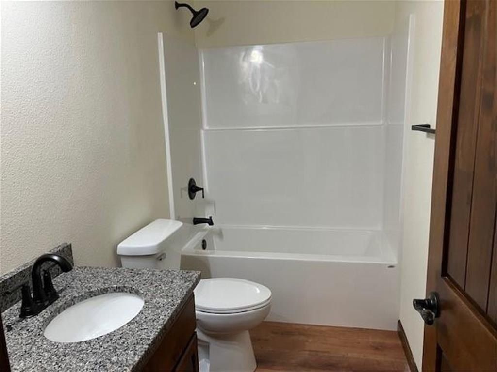 13728 Memorywood Drive. Baxter, MN 56425