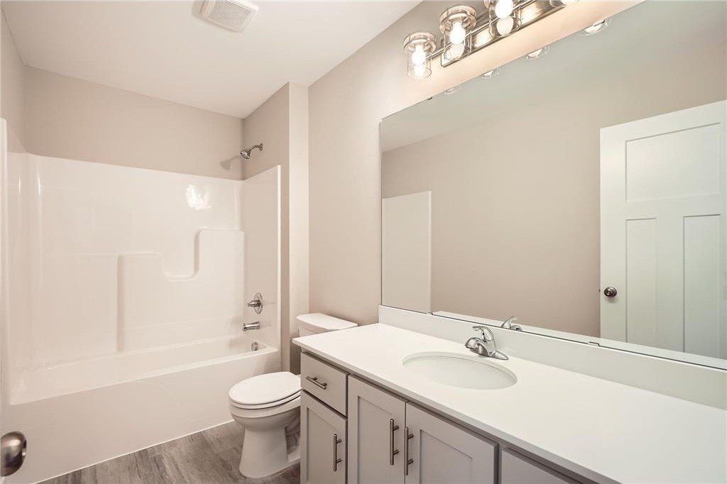 6048 Quebec Avenue N. New Hope, MN 55428