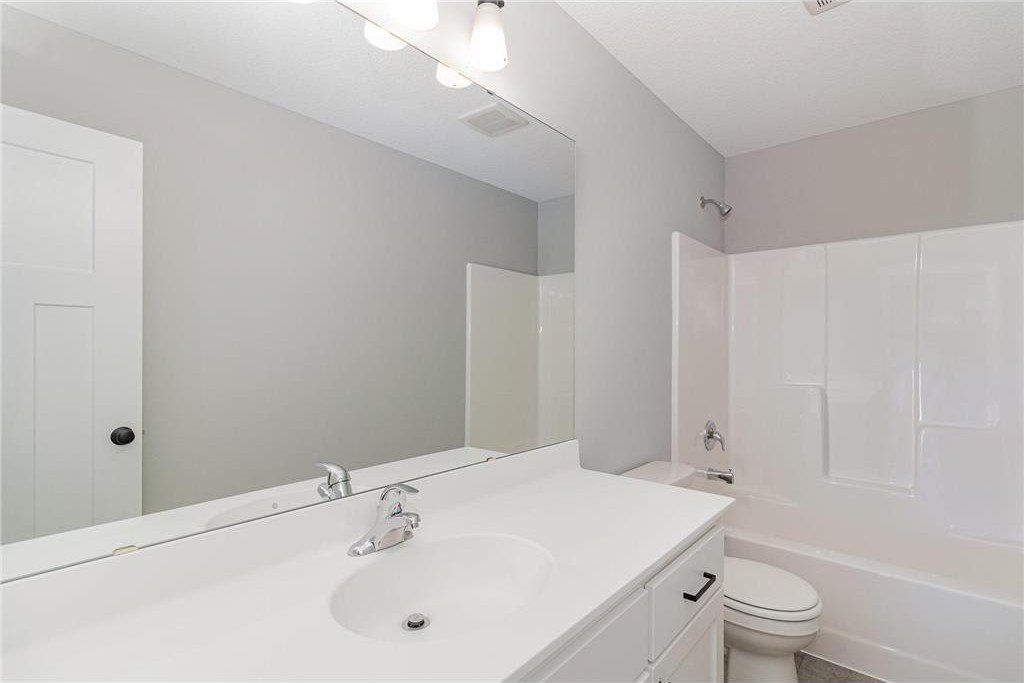 20615 Redwood Street Nw. Oak Grove, MN 55011