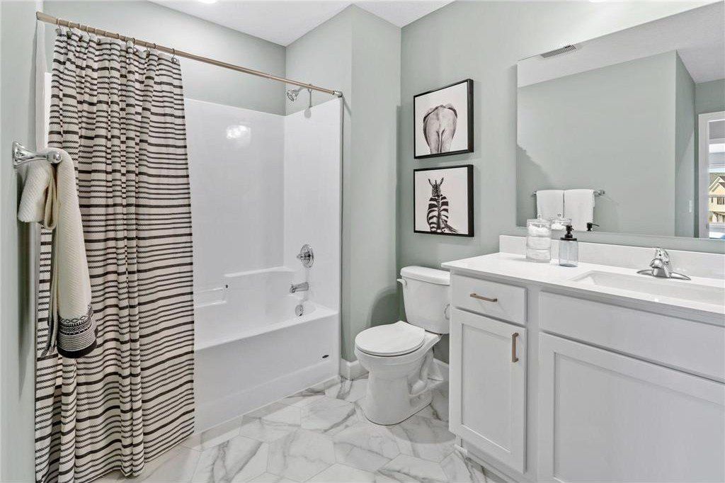 736 Blackbird Circle. Delano, MN 55328