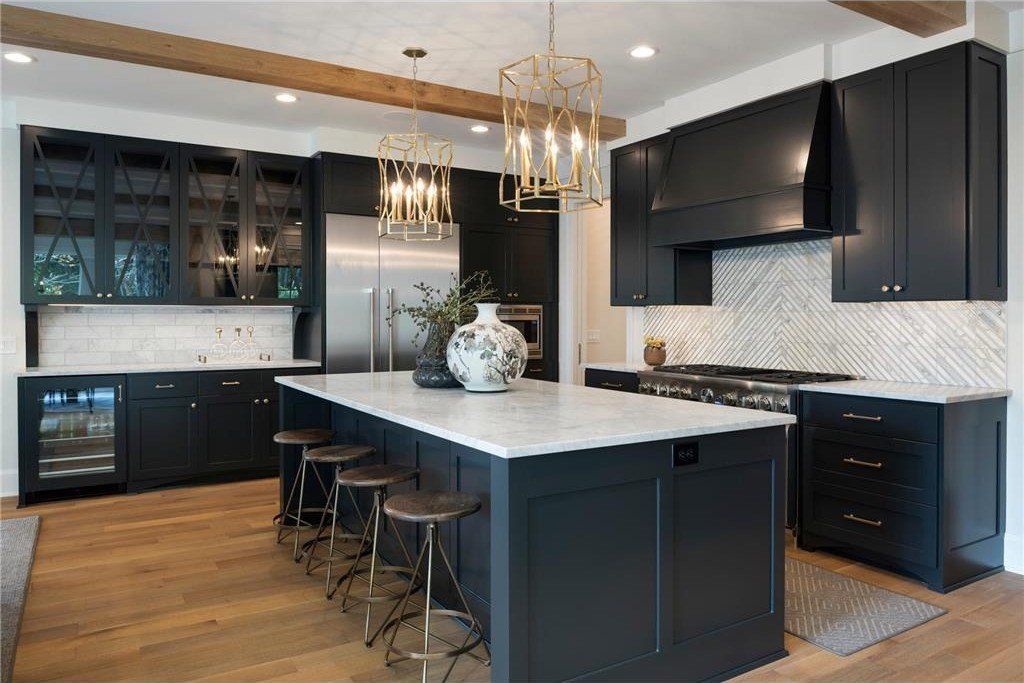 5812 Kellogg Avenue. Edina, MN 55424