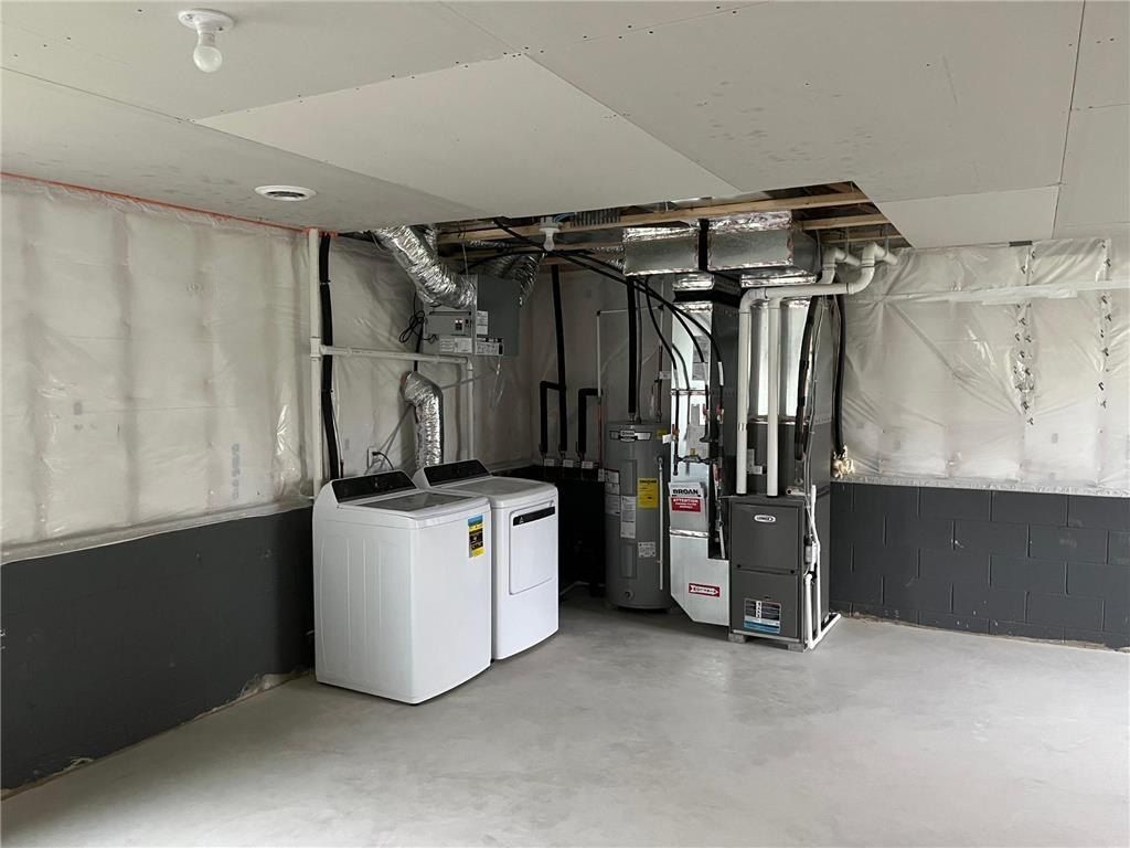 1806 Oak Pond Drive Nw. Sauk Rapids, MN 56379